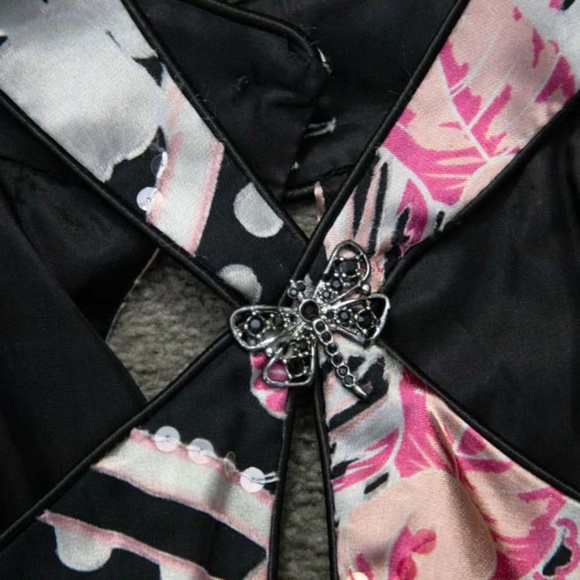 Gorgeous “Nanette Lepore” Evening Top - Picture 5 of 6